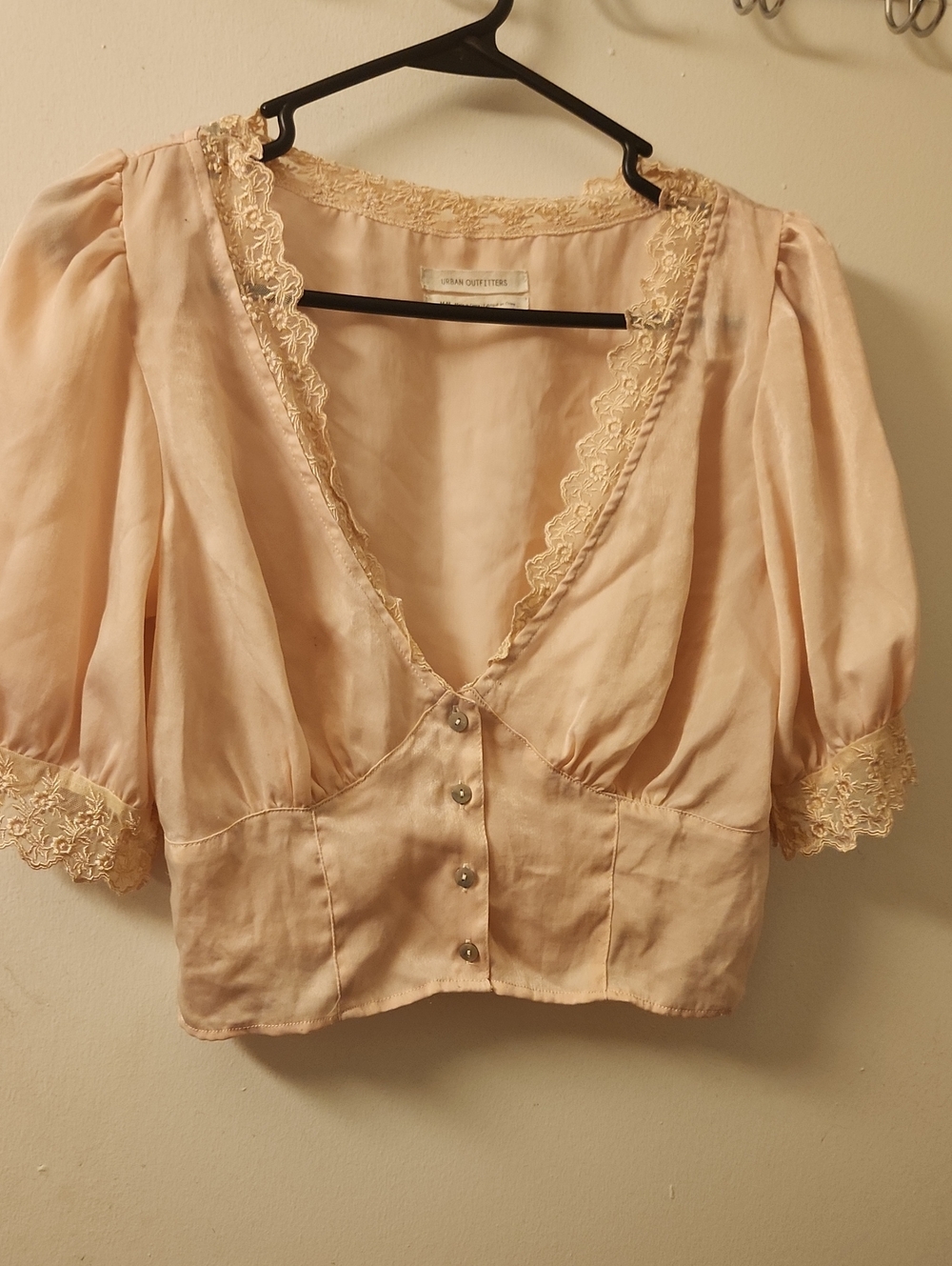 Urban Outfitters Blush Lace-Trim Puff Sleeve Top - Picture 2 of 9